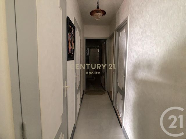 Afficher la photo en grand Appartement T4 à vendre - 3 pièces - 87.73 m2 - HEM - 59 - NORD-PAS-DE-CALAIS - Century 21 Apolite