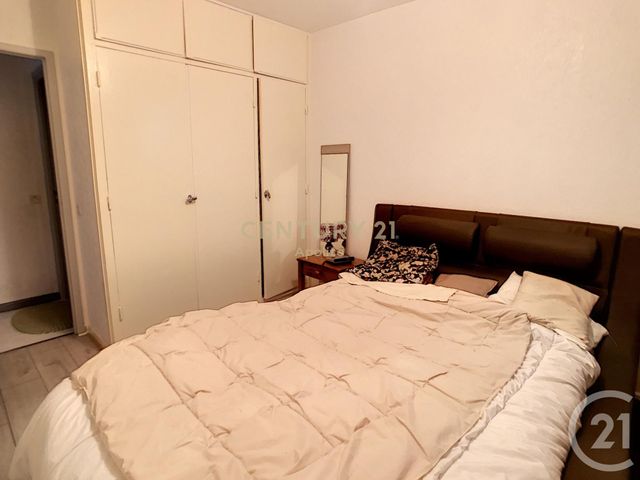 Afficher la photo en grand Appartement T4 à vendre - 3 pièces - 87.73 m2 - HEM - 59 - NORD-PAS-DE-CALAIS - Century 21 Apolite