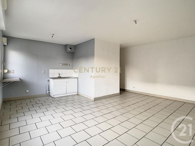 Afficher la photo en grand Appartement T3 à vendre - 3 pièces - 72.0 m2 - AUCHEL - 62 - NORD-PAS-DE-CALAIS - Century 21 Apolite
