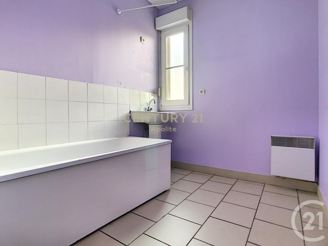 Afficher la photo en grand Appartement T3 à vendre - 3 pièces - 72.0 m2 - AUCHEL - 62 - NORD-PAS-DE-CALAIS - Century 21 Apolite