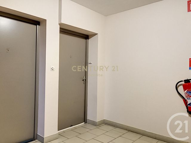 Afficher la photo en grand Appartement T3 à vendre - 3 pièces - 72.0 m2 - AUCHEL - 62 - NORD-PAS-DE-CALAIS - Century 21 Apolite
