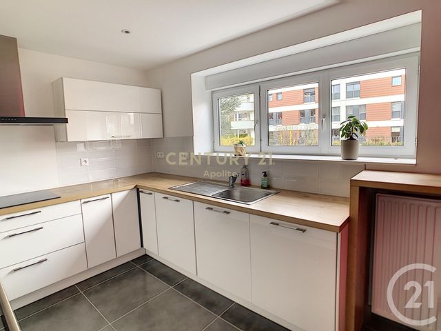 Afficher la photo en grand Appartement T5 à vendre - 5 pièces - 130.0 m2 - LA MADELEINE - 59 - NORD-PAS-DE-CALAIS - Century 21 Apolite