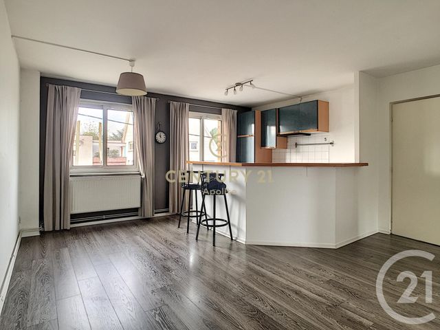 Appartement T3 à vendre - 3 pièces - 60.0 m2 - MARCQ EN BAROEUL - 59 - NORD-PAS-DE-CALAIS - Century 21 Apolite Appartement T3 à vendre - 3 pièces - 60.0 m2 - MARCQ EN BAROEUL - 59 - NORD-PAS-DE-CALAIS - Century 21 Apolite
