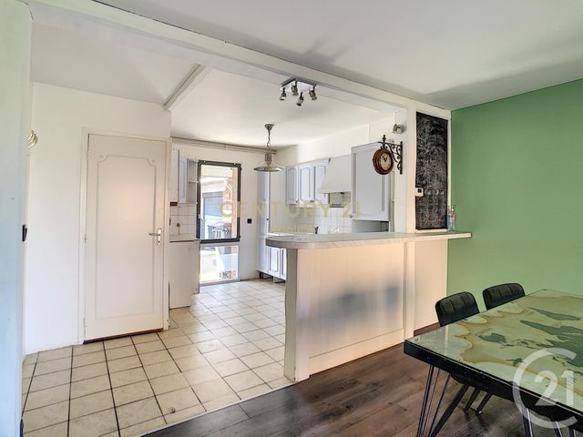 Appartement F3 à vendre - 3 pièces - 83.58 m2 - WASQUEHAL - 59 - NORD-PAS-DE-CALAIS - Century 21 Apolite Appartement F3 à vendre - 3 pièces - 83.58 m2 - WASQUEHAL - 59 - NORD-PAS-DE-CALAIS - Century 21 Apolite