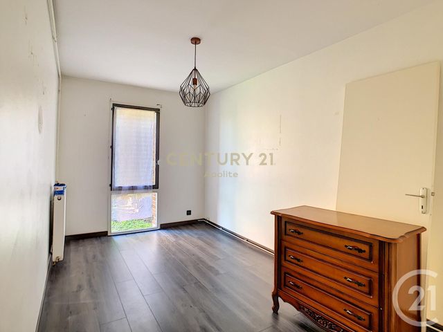 Appartement F3 à vendre - 3 pièces - 83.58 m2 - WASQUEHAL - 59 - NORD-PAS-DE-CALAIS - Century 21 Apolite Appartement F3 à vendre - 3 pièces - 83.58 m2 - WASQUEHAL - 59 - NORD-PAS-DE-CALAIS - Century 21 Apolite