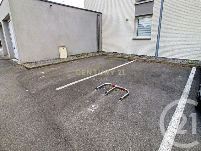 Afficher la photo en grand parking à louer - 8.0 m2 - MARCQ EN BAROEUL - 59 - NORD-PAS-DE-CALAIS - Century 21 Apolite