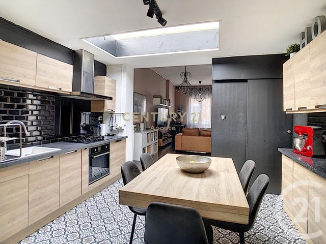maison à vendre - 4 pièces - 95.0 m2 - CROIX - 59 - NORD-PAS-DE-CALAIS - Century 21 Apolite maison à vendre - 4 pièces - 95.0 m2 - CROIX - 59 - NORD-PAS-DE-CALAIS - Century 21 Apolite