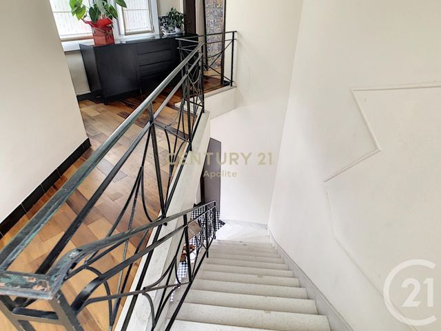 Afficher la photo en grand Appartement T4 à vendre - 4 pièces - 173.72 m2 - MARCQ EN BAROEUL - 59 - NORD-PAS-DE-CALAIS - Century 21 Apolite
