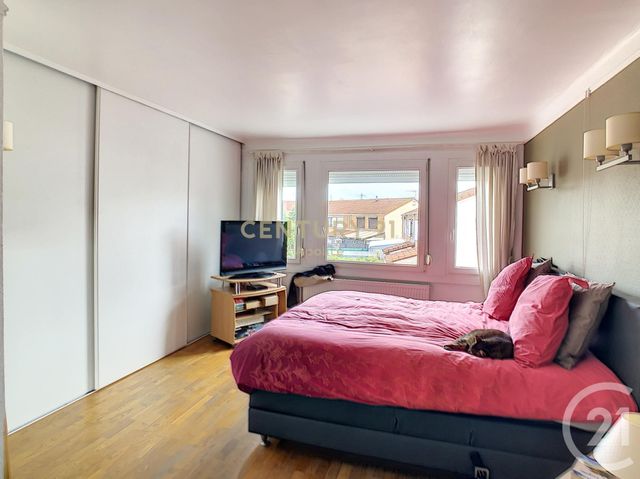 Afficher la photo en grand Appartement T4 à vendre - 4 pièces - 173.72 m2 - MARCQ EN BAROEUL - 59 - NORD-PAS-DE-CALAIS - Century 21 Apolite