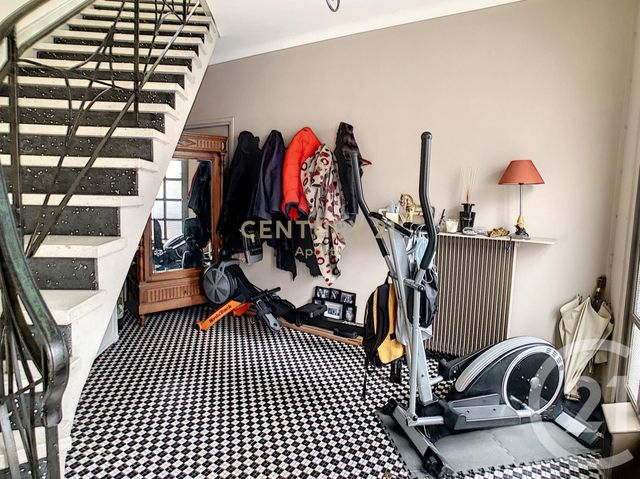 Afficher la photo en grand Appartement T4 à vendre - 4 pièces - 173.72 m2 - MARCQ EN BAROEUL - 59 - NORD-PAS-DE-CALAIS - Century 21 Apolite