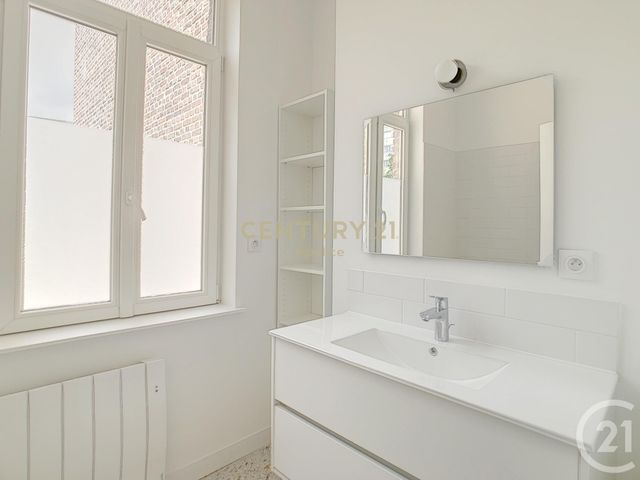 Appartement T3 à louer - 3 pièces - 66.0 m2 - LA MADELEINE - 59 - NORD-PAS-DE-CALAIS - Century 21 Apolite Appartement T3 à louer - 3 pièces - 66.0 m2 - LA MADELEINE - 59 - NORD-PAS-DE-CALAIS - Century 21 Apolite