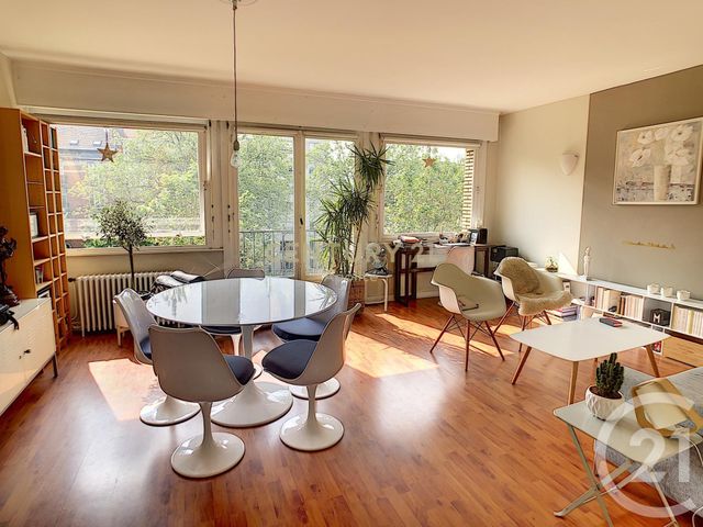 Afficher la photo en grand Appartement T2 à louer - 2 pièces - 60.0 m2 - LA MADELEINE - 59 - NORD-PAS-DE-CALAIS - Century 21 Apolite