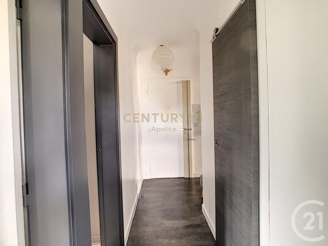 Appartement T3 à louer - 3 pièces - 74.56 m2 - LA MADELEINE - 59 - NORD-PAS-DE-CALAIS - Century 21 Apolite Appartement T3 à louer - 3 pièces - 74.56 m2 - LA MADELEINE - 59 - NORD-PAS-DE-CALAIS - Century 21 Apolite
