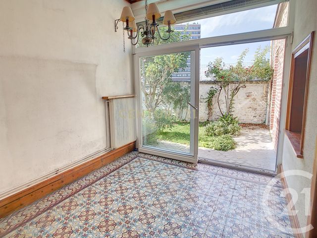 Afficher la photo en grand maison à vendre - 5 pièces - 155.0 m2 - LA MADELEINE - 59 - NORD-PAS-DE-CALAIS - Century 21 Apolite
