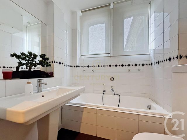 Appartement T6 à vendre - 6 pièces - 165.0 m2 - MARCQ EN BAROEUL - 59 - NORD-PAS-DE-CALAIS - Century 21 Apolite