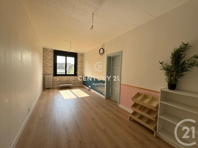 maison à louer - 6 pièces - 180.0 m2 - CROIX - 59 - NORD-PAS-DE-CALAIS - Century 21 Apolite