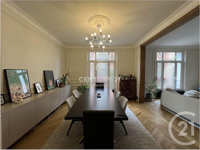 Appartement T3 à vendre - 3 pièces - 110.74 m2 - LA MADELEINE - 59 - NORD-PAS-DE-CALAIS - Century 21 Apolite