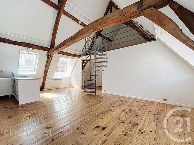 Appartement Duplex à vendre - 3 pièces - 58.35 m2 - LILLE - 59 - NORD-PAS-DE-CALAIS - Century 21 Apolite