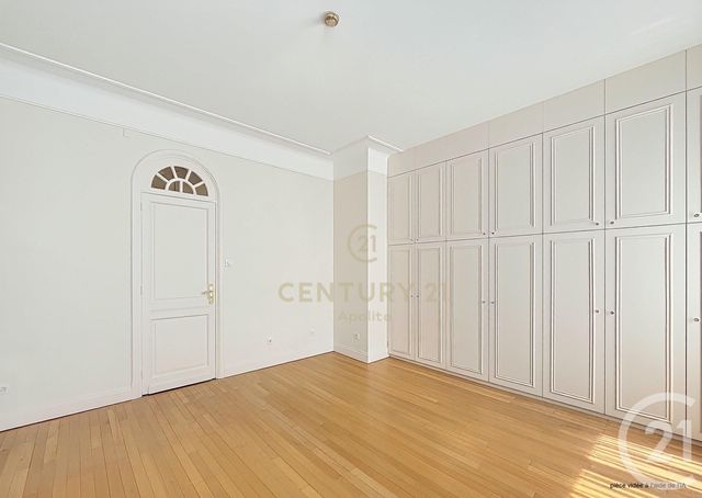 maison à vendre - 8 pièces - 253.0 m2 - LA MADELEINE - 59 - NORD-PAS-DE-CALAIS - Century 21 Apolite