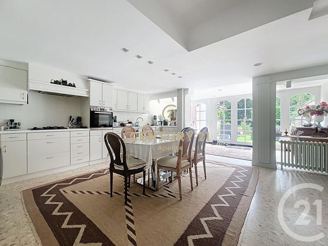 maison à vendre - 8 pièces - 253.0 m2 - LA MADELEINE - 59 - NORD-PAS-DE-CALAIS - Century 21 Apolite