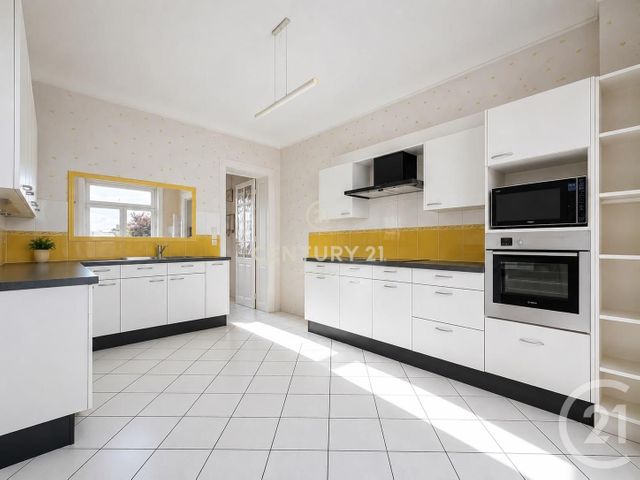 Appartement T6 à vendre - 8 pièces - 240.0 m2 - LA MADELEINE - 59 - NORD-PAS-DE-CALAIS - Century 21 Apolite