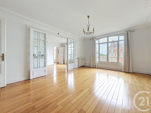Appartement T6 à vendre - 8 pièces - 240.0 m2 - LA MADELEINE - 59 - NORD-PAS-DE-CALAIS - Century 21 Apolite