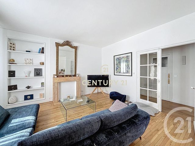 Afficher la photo en grand Appartement T3 à vendre - 4 pièces - 125.0 m2 - LA MADELEINE - 59 - NORD-PAS-DE-CALAIS - Century 21 Apolite