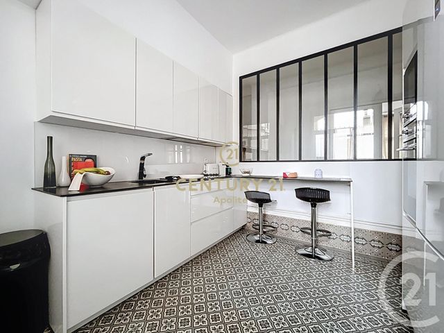 Appartement T3 à vendre - 4 pièces - 125.0 m2 - LA MADELEINE - 59 - NORD-PAS-DE-CALAIS - Century 21 Apolite