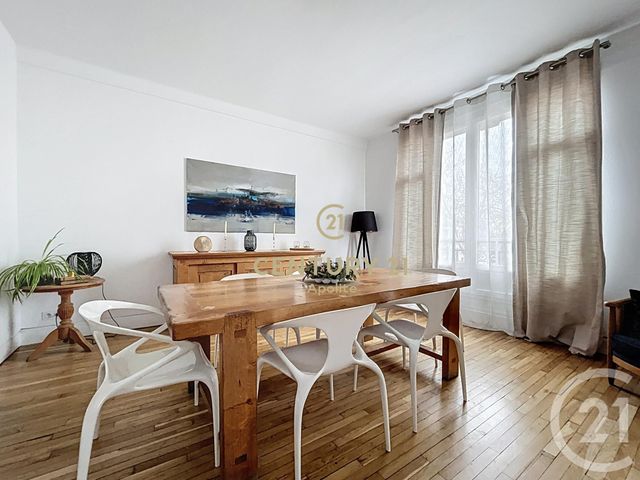 Appartement T3 à vendre - 4 pièces - 125.0 m2 - LA MADELEINE - 59 - NORD-PAS-DE-CALAIS - Century 21 Apolite