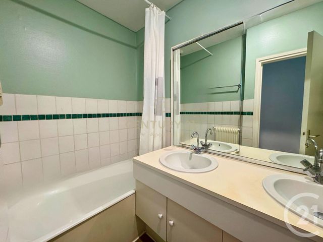 Appartement T5 à vendre - 5 pièces - 161.4 m2 - HEM - 59 - NORD-PAS-DE-CALAIS - Century 21 Apolite