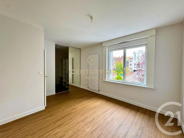 maison à louer - 5 pièces - 125.0 m2 - LA MADELEINE - 59 - NORD-PAS-DE-CALAIS - Century 21 Apolite