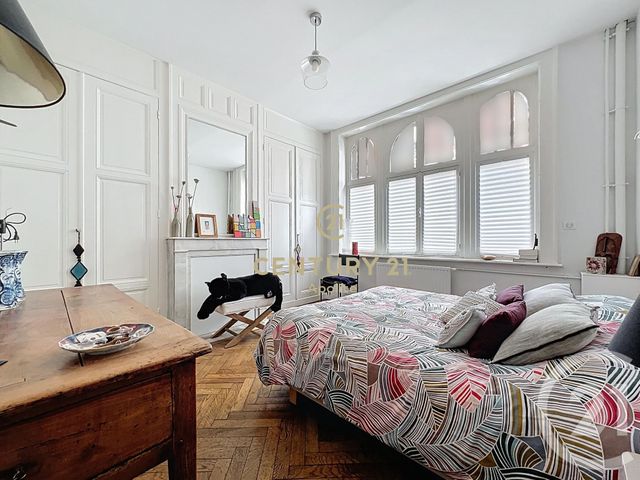 Appartement F4 à vendre - 4 pièces - 87.0 m2 - LA MADELEINE - 59 - NORD-PAS-DE-CALAIS - Century 21 Apolite