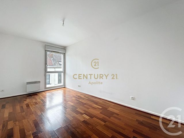Appartement T4 à louer - 4 pièces - 108.0 m2 - LILLE - 59 - NORD-PAS-DE-CALAIS - Century 21 Apolite
