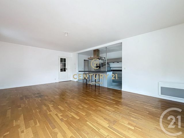 Appartement T4 à louer - 4 pièces - 108.0 m2 - LILLE - 59 - NORD-PAS-DE-CALAIS - Century 21 Apolite