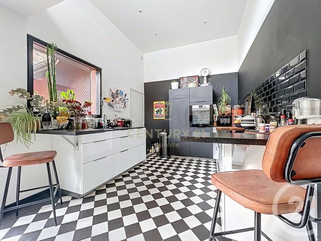 Appartement F3 à vendre - 3 pièces - 94.7 m2 - LILLE - 59 - NORD-PAS-DE-CALAIS - Century 21 Apolite