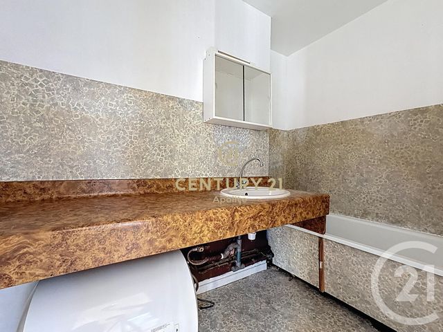 Appartement Studio à vendre - 1 pièce - 35.0 m2 - MARCQ EN BAROEUL - 59 - NORD-PAS-DE-CALAIS - Century 21 Apolite