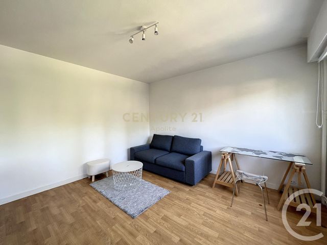 Appartement Studio à louer - 1 pièce - 25.4 m2 - LA MADELEINE - 59 - NORD-PAS-DE-CALAIS - Century 21 Apolite
