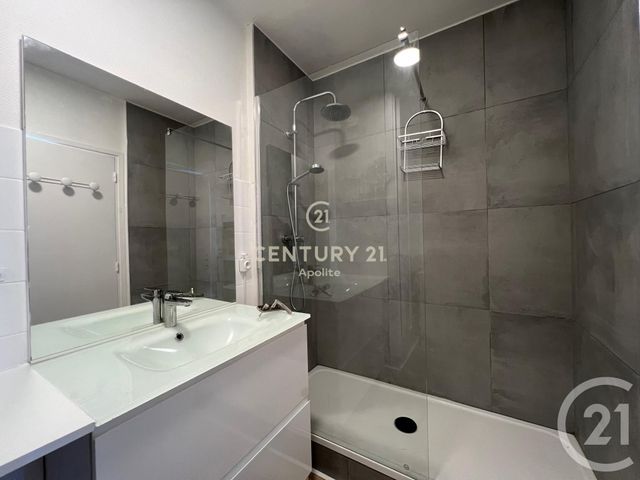 Appartement T2 à louer - 2 pièces - 43.75 m2 - LA MADELEINE - 59 - NORD-PAS-DE-CALAIS - Century 21 Apolite