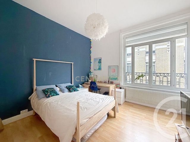 Appartement T3 à louer - 3 pièces - 77.2 m2 - LA MADELEINE - 59 - NORD-PAS-DE-CALAIS - Century 21 Apolite