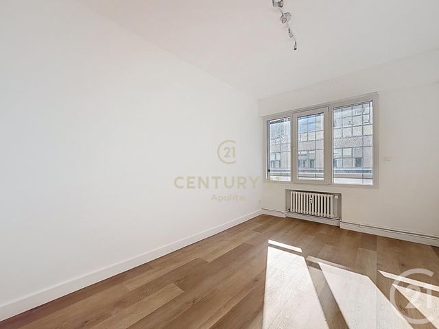 Appartement T3 à vendre - 3 pièces - 71.02 m2 - LA MADELEINE - 59 - NORD-PAS-DE-CALAIS - Century 21 Apolite