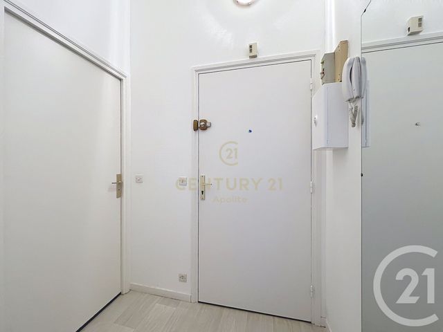 Appartement T1 à louer - 1 pièce - 29.69 m2 - LILLE - 59 - NORD-PAS-DE-CALAIS - Century 21 Apolite