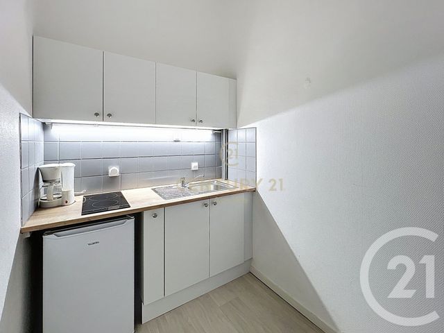 Appartement T1 à louer - 1 pièce - 29.69 m2 - LILLE - 59 - NORD-PAS-DE-CALAIS - Century 21 Apolite