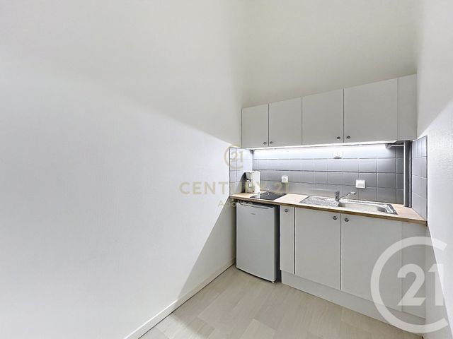 Appartement T1 à louer - 1 pièce - 29.69 m2 - LILLE - 59 - NORD-PAS-DE-CALAIS - Century 21 Apolite