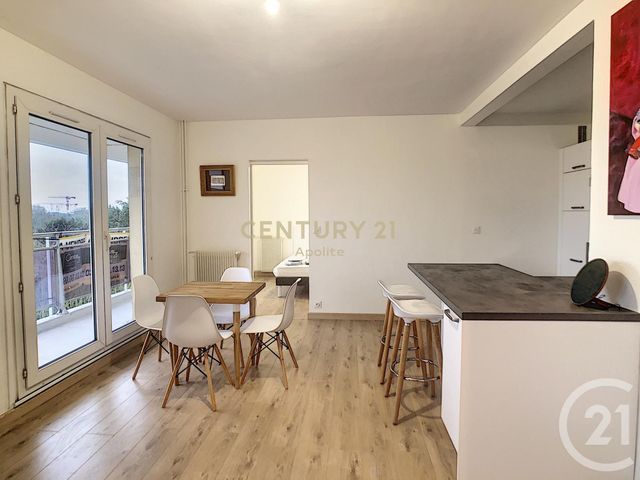 Appartement T2 à louer - 2 pièces - 43.17 m2 - LA MADELEINE - 59 - NORD-PAS-DE-CALAIS - Century 21 Apolite