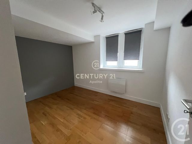 Appartement T2 à louer - 2 pièces - 37.57 m2 - LILLE - 59 - NORD-PAS-DE-CALAIS - Century 21 Apolite