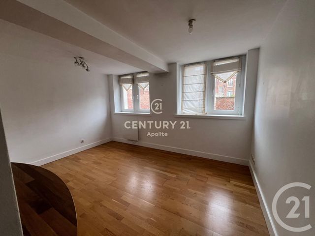 Appartement T2 à louer - 2 pièces - 37.57 m2 - LILLE - 59 - NORD-PAS-DE-CALAIS - Century 21 Apolite
