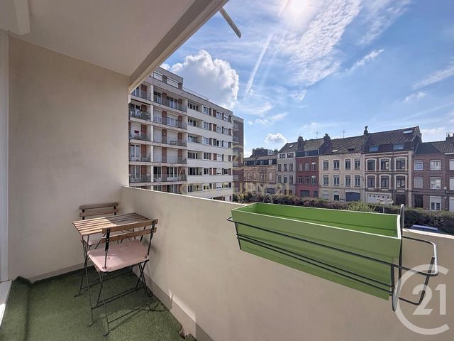 Appartement F3 à louer - 3 pièces - 68.0 m2 - LILLE - 59 - NORD-PAS-DE-CALAIS - Century 21 Apolite