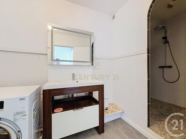 Appartement F3 à louer - 3 pièces - 68.0 m2 - LILLE - 59 - NORD-PAS-DE-CALAIS - Century 21 Apolite