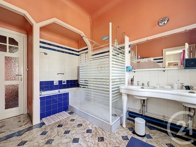 maison à vendre - 9 pièces - 350.0 m2 - LA MADELEINE - 59 - NORD-PAS-DE-CALAIS - Century 21 Apolite