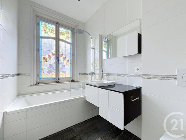 maison à vendre - 5 pièces - 154.14 m2 - LA MADELEINE - 59 - NORD-PAS-DE-CALAIS - Century 21 Apolite